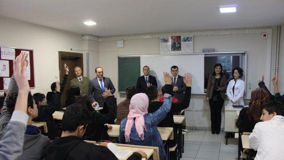 Beyoğlu Kaymakamımız Sayın Savaş ÜNLÜ Galata Mesleki ve Teknik Anadolu Lisemizi ziyaret etti.