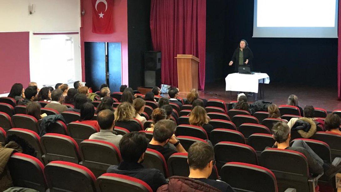 "Öğretmenlerde Görülebilen Meslek Hastalıkları" Semineri Dilnihat Özyeğin Anadolu Lisesinde Gerçekleştirildi.