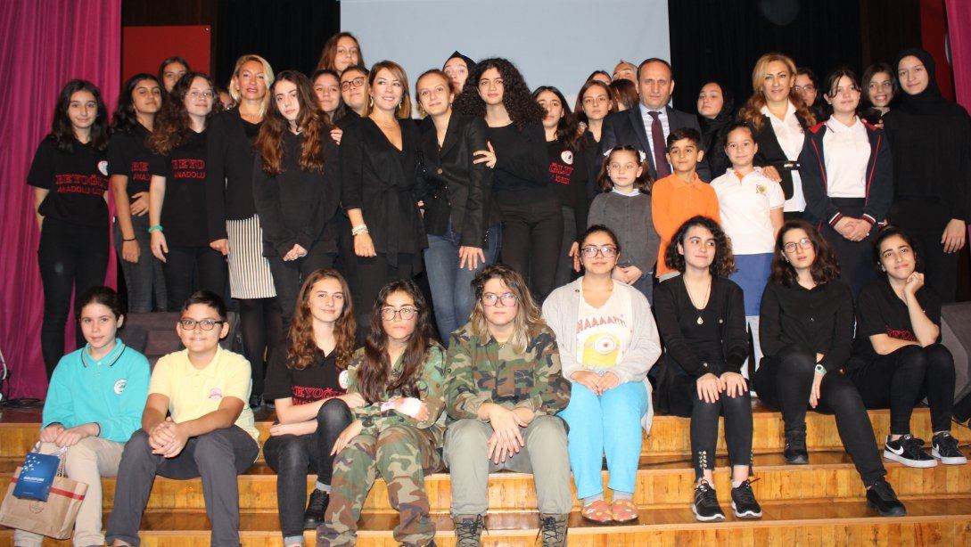 10 Kasım Atatürk'ü Anma Törenimiz Beyoğlu Kız Anadolu Lisesi'nde Yapıldı.
