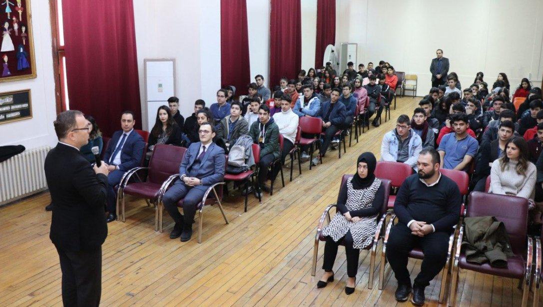 Katip Mustafa Çelebi Mesleki ve Teknik Anadolu Lisesi Öğrencilerine Girişimcilik Semineri Verildi
