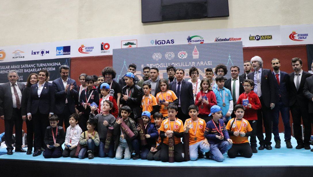 5. Beyoğlu Okullar Arası Satranç Turnuvası Yapıldı