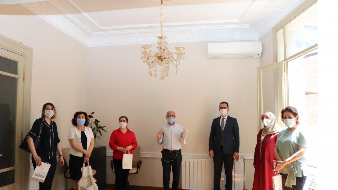 Beyoğlu İlçe Kurum Müdürleri Maske Üretim Atölyesini Ziyaret Etti