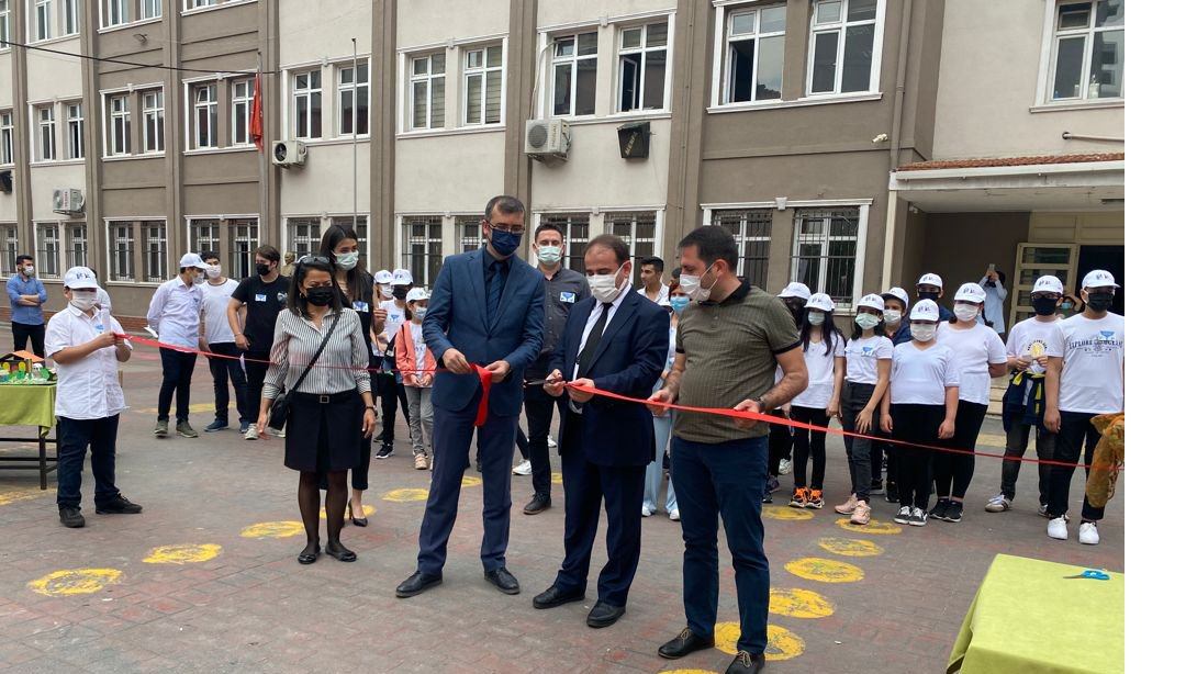 Beyoğlu Orbay Ortaokulu'nda 4006 TÜBİTAK Bilim Fuarı