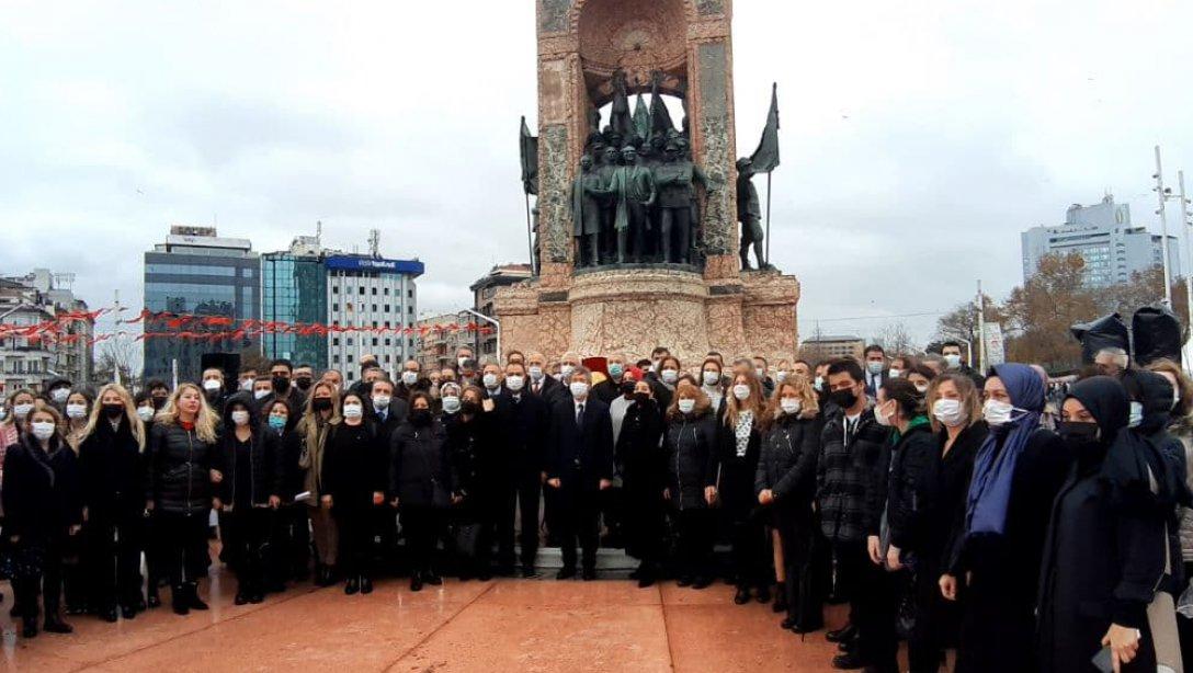 24 Kasım Öğretmenler Günü Taksim Cumhuriyet Anıtı Çelenk Sunma Töreni