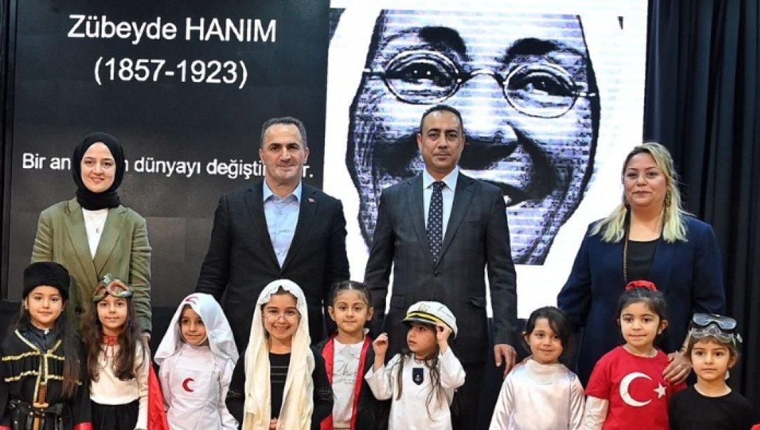 8 Mart Dünya Kadınlar Günü Etkinliği Mehmet Akif İlkokulu'nda Yapıldı