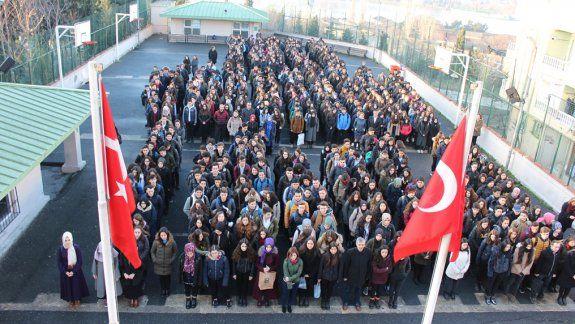 2017-2018 Eğitim-Öğretim Yılı 2. dönem açılış programı Dilnihat Özyeğin Anadolu Lisesinde yapıldı.