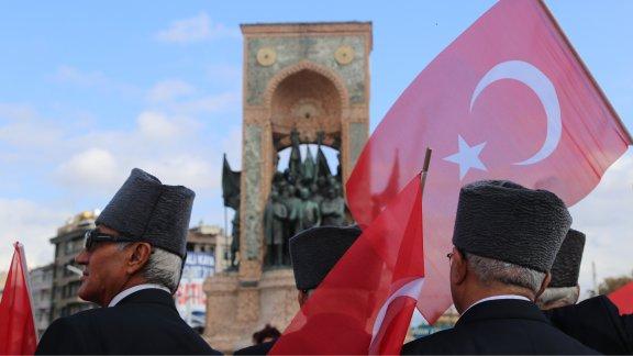 19 Eylül Gaziler Günü Töreni Taksim Cumhuriyet Anıtı´nda Yapldı
