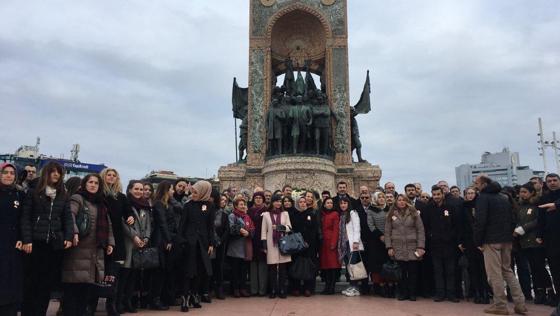 24 Kasım Öğretmenler Günü İl Töreni Taksim Meydanında Gerçekleştirildi