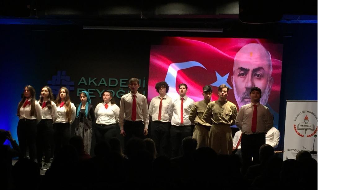 12 Mart İstiklal Marşımızın Kabulü Töreni Kabataş Mesleki ve Teknik Anadolu Lisesi´nin organizasyonuyla gerçekleştirildi.