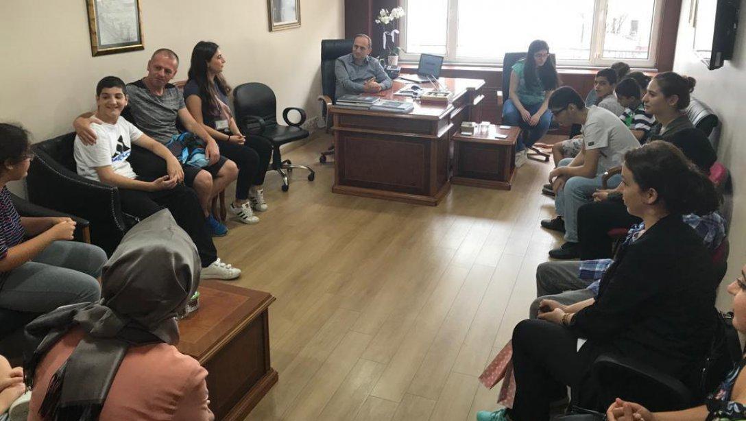 İlçemiz Özel Mehmet Oyal Rehabilitasyon Merkezi Öğretmen ve Öğrencileri Müdürlüğümüzü Ziyaret Etti