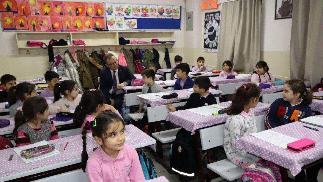 Kaymakamımız Mustafa Demirelli'nin Okul Ziyaretleri Devam Ediyor