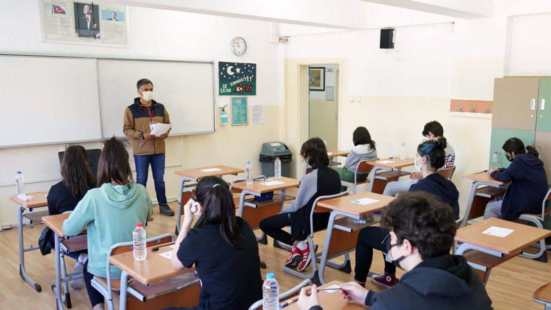 İlköğretim ve Ortaöğretim Kurumları Bursluluk Sınavına İlişkin Kılavuz Yayımlandı