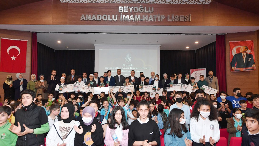 Beyoğlu Ortaokullar Arası Kuran-ı Kerim Güzel Okuma Yarışması